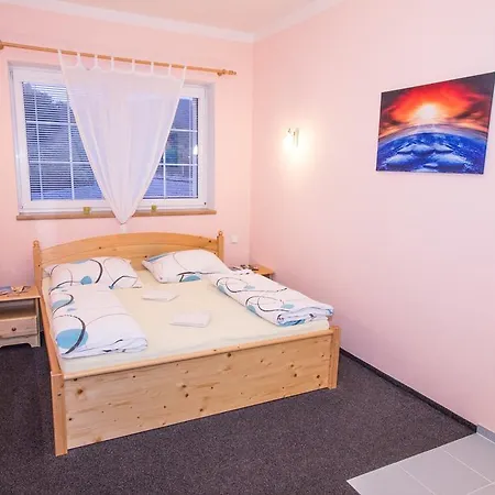 Guest house Na Care Brandov